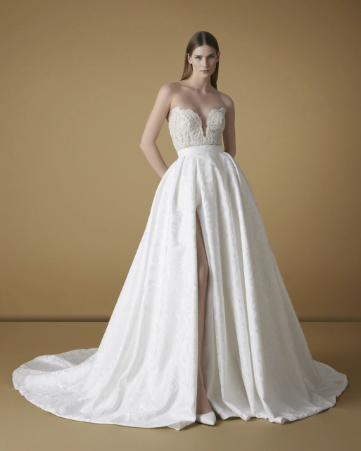 Sposa 2025 -  -  Modello  081